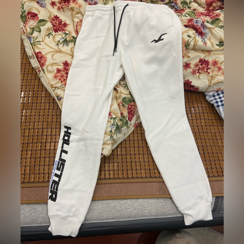 Hollister logo pants